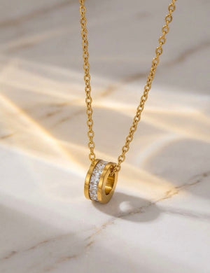 Aura Loop Necklace